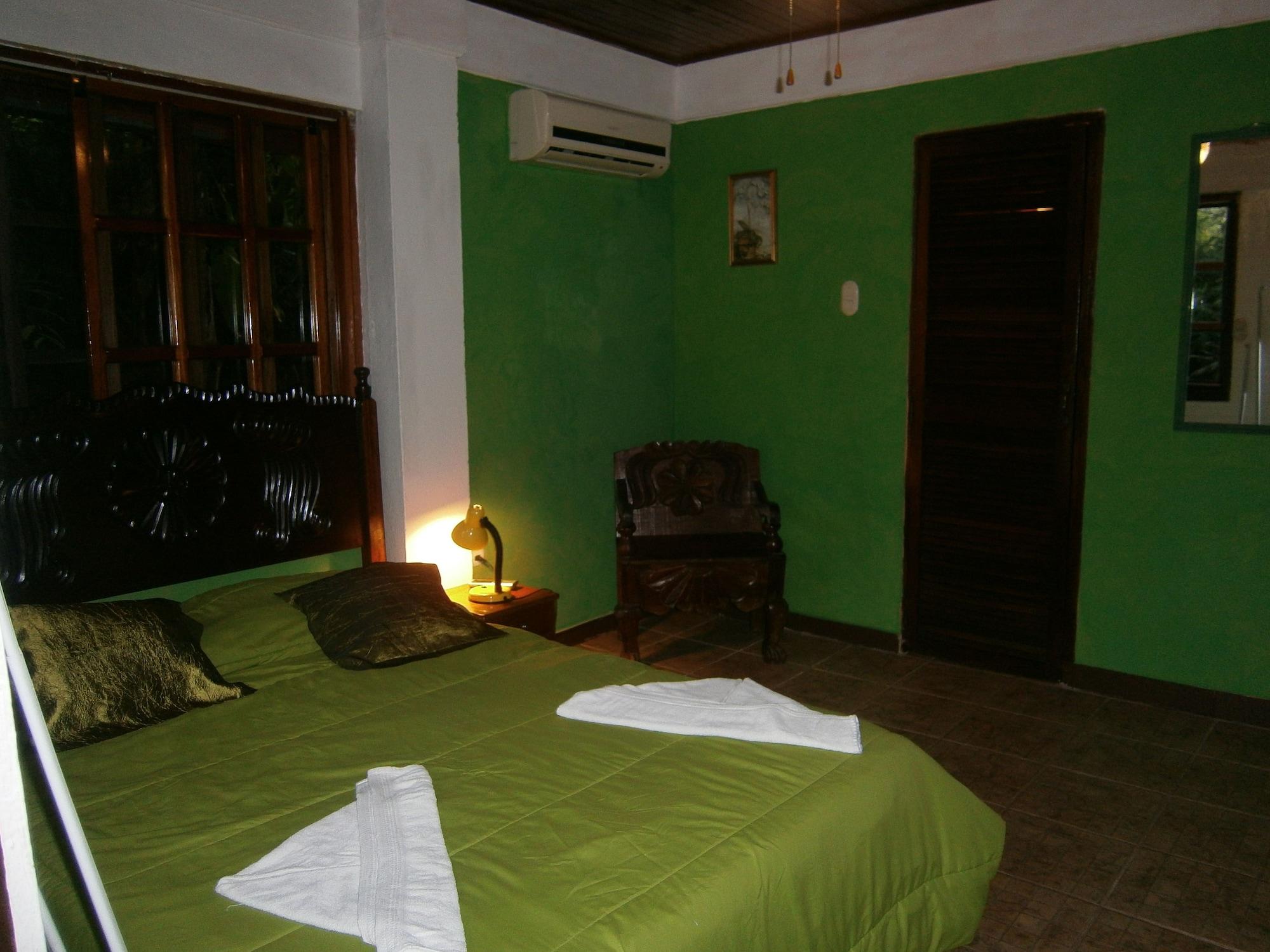Hotel La Colina Manuel Antonio Exterior foto