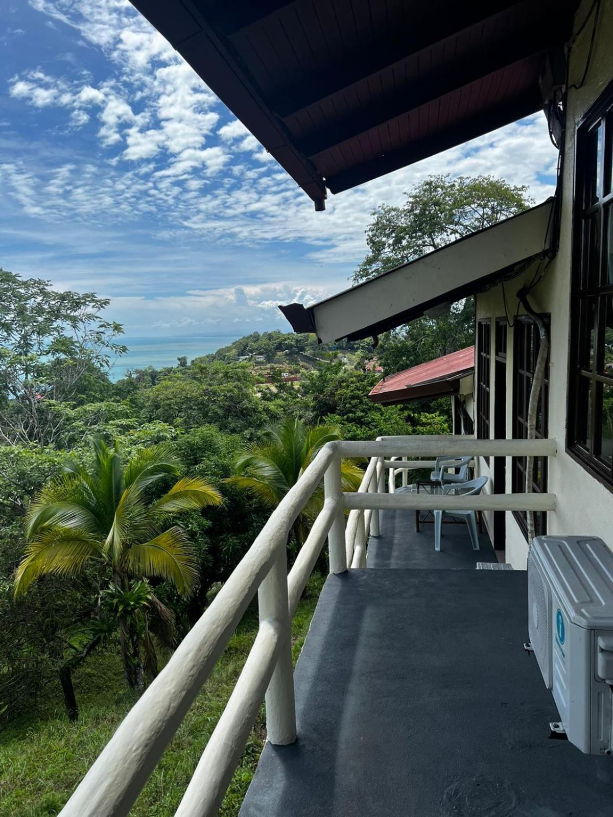Hotel La Colina Manuel Antonio Exterior foto