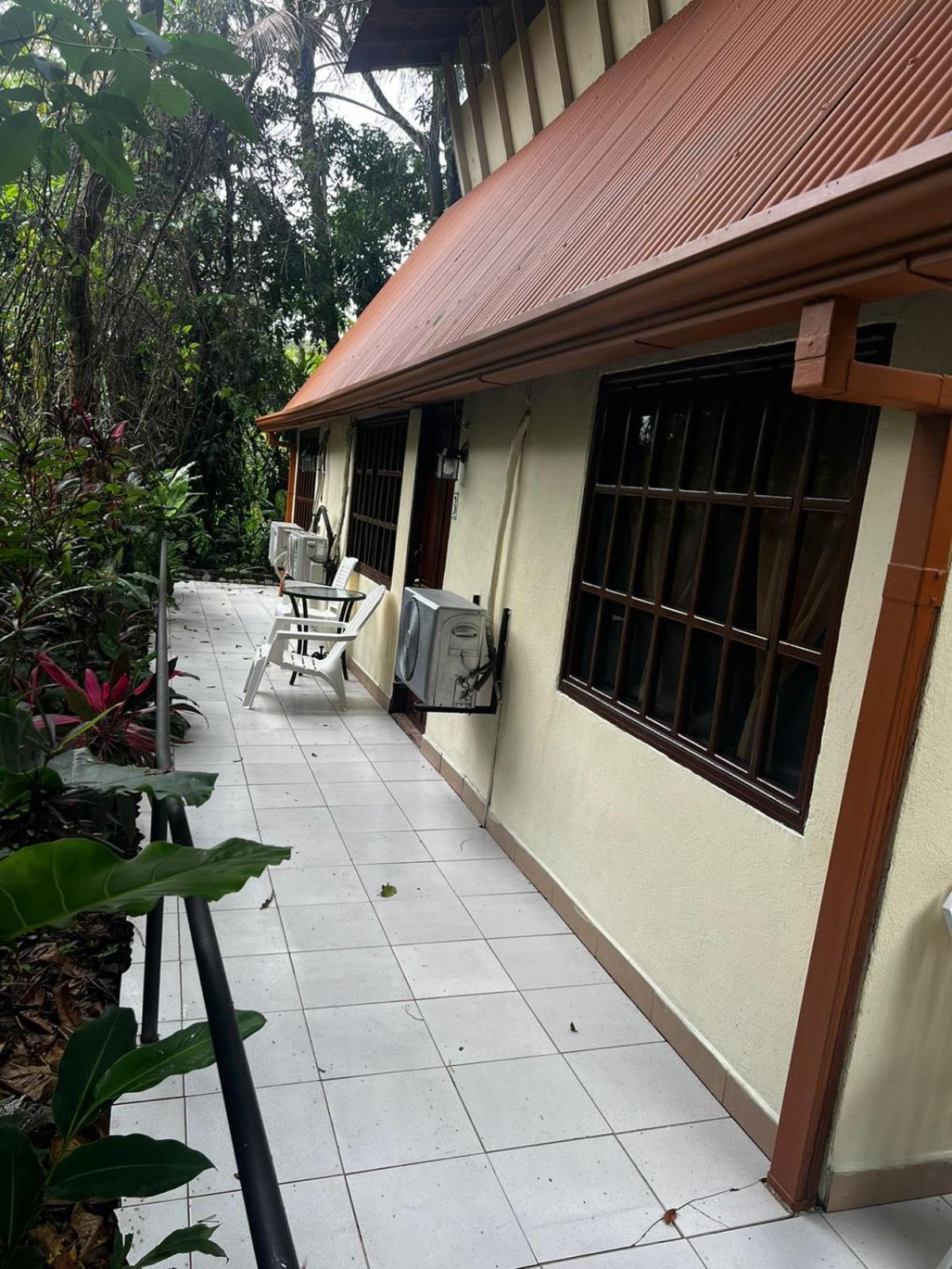 Hotel La Colina Manuel Antonio Exterior foto